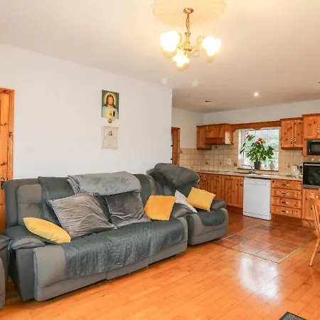 Holiday home Raheen